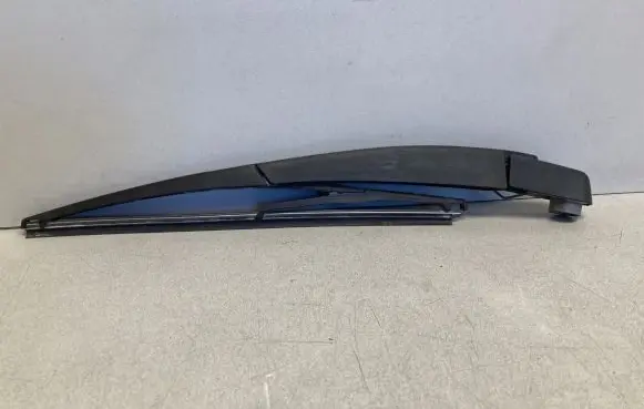 Dacia Duster Rear wiper blade arm 80012977B 76740S6DE110
