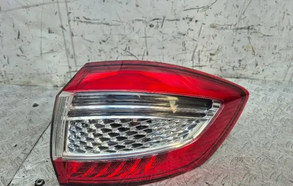 Ford Mondeo MK IV Rear/tail lights BS7113404B