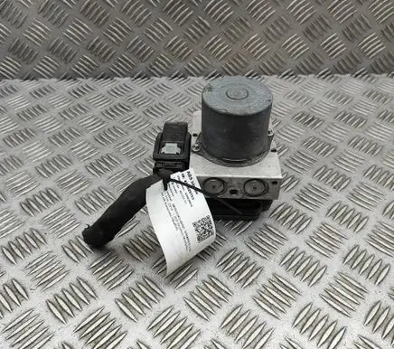 Mercedes-Benz Sprinter W907 W910 ABS Pump A9079008904
