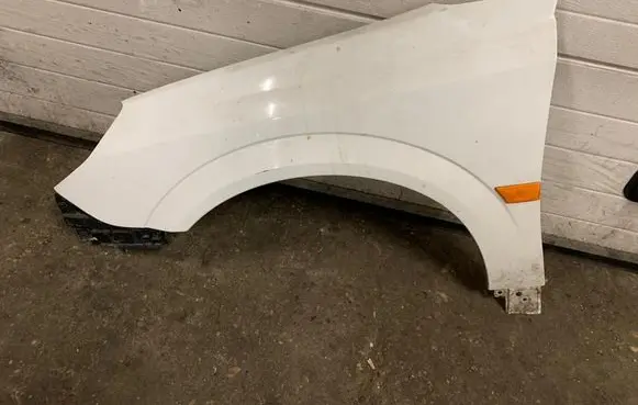 Opel Vectra C Fender end trim 