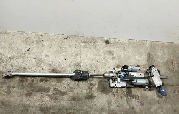 Steering wheel axle set