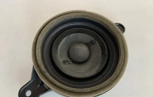 Audi A6 S6 C7 4G Front door speaker 4G0035454