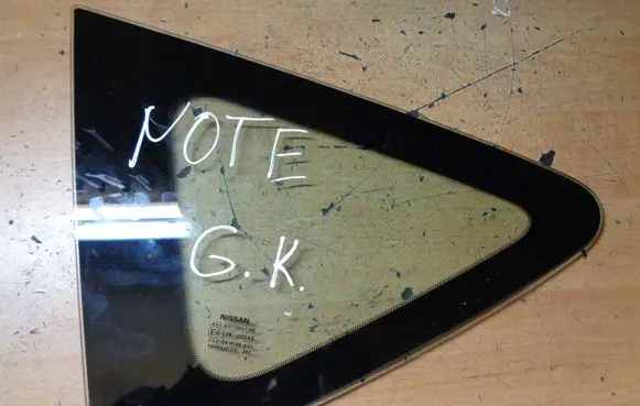 Nissan Note (E12) Side middle window/glass 43R00048