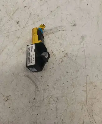 Honda CR-V Airbag deployment crash/impact sensor 77970T2AA010M1 5WK44621