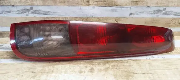 Nissan X-Trail T30 Rear/tail lights