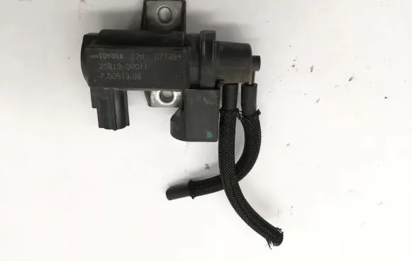 Toyota RAV 4 (XA30) Turbo solenoid valve 258190R011