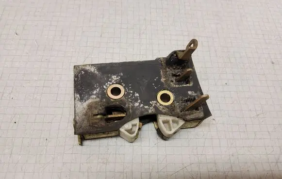 Audi 100 200 5000 C3 Rear door lock 443839016H