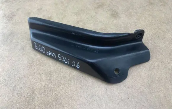 BMW 5 E60 E61 Other engine bay part 7117646 61667117646 61667209551