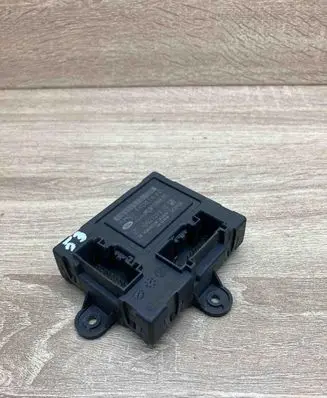 Jaguar XF X250 Door control unit/module AH2214D618AD 10021273