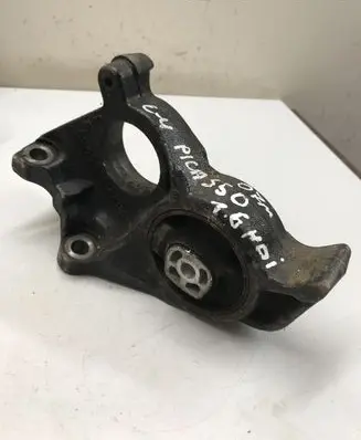 Citroen C4 I Engine mount bracket 9651493280