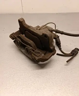 Audi A5 Sportback 8TA Front brake caliper