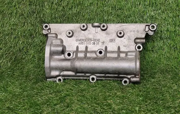 Mercedes-Benz C W204 Rocker cam cover A6510150601
