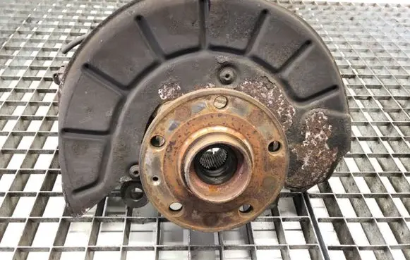 Volkswagen Tiguan Front wheel hub spindle knuckle 