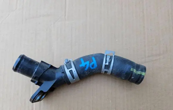 Toyota Prius (XW50) Engine coolant pipe/hose 16577-37090