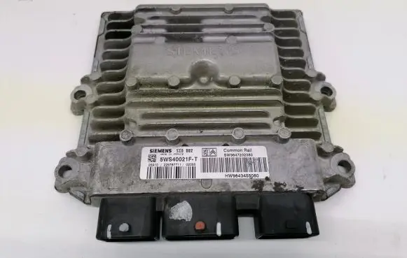 Citroen C3 Engine control unit/module 5WS40021FT 9643455080