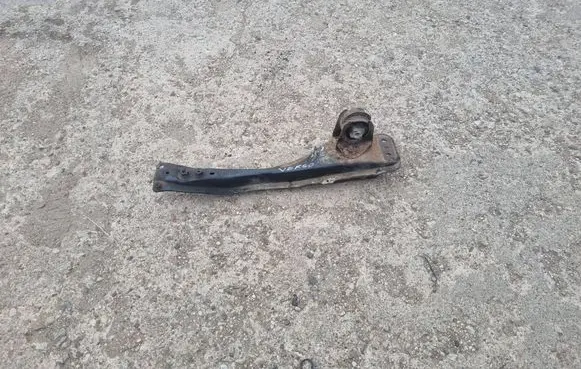 Toyota Corolla Verso AR10 Front subframe