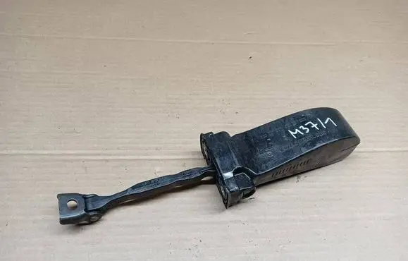 Skoda Octavia Mk4 Front door check strap stopper 5E3837249