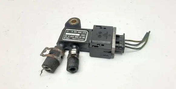 Mercedes-Benz E W212 Exhaust gas pressure sensor 0281006279 210128T2339E A6429050100
