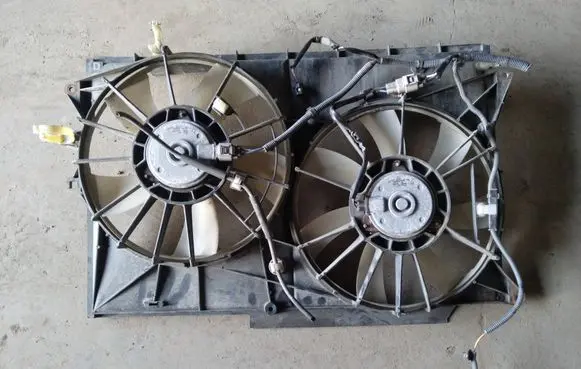 Toyota RAV 4 (XA30) Fan set 