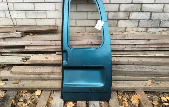 Volkswagen Caddy Rear door