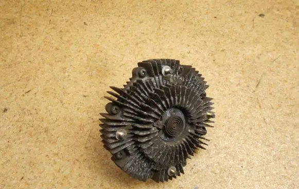 Toyota Land Cruiser (J100) Viscous fan clutch 