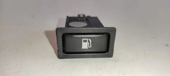 Toyota Avensis T250 Fuel tank opening switch 156795