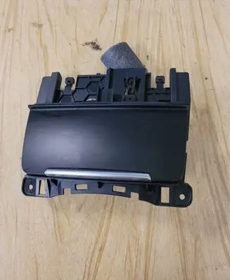 Audi A5 8T 8F Ashtray (front) 8K0857951