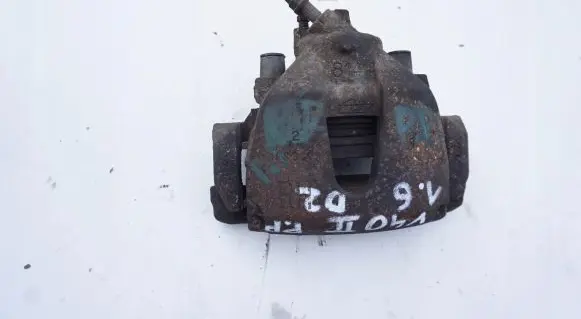 Volvo V40 Front brake caliper