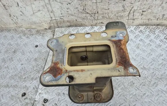 Chevrolet Captiva Front bumper shock/impact absorber 