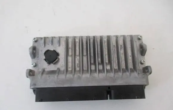 Toyota Auris E180 Engine control unit/module 896610Z750 MB2755003471