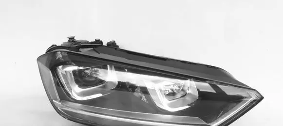 Volkswagen Golf Sportsvan Headlight/headlamp