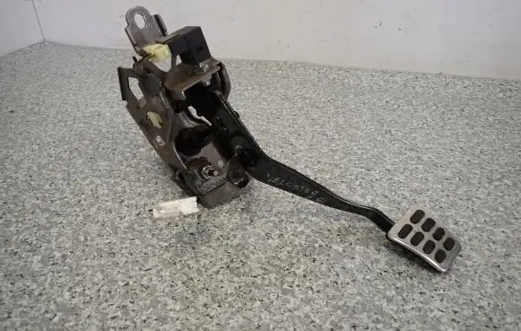 Hyundai Veloster Pedal assembly 