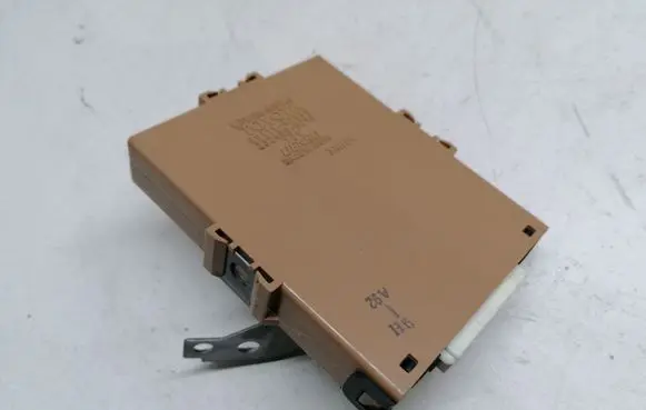 Toyota Prius (XW20) CAS control unit/module 8911147050 2324005290