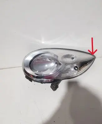 Citroen C1 Headlight/headlamp 89032402