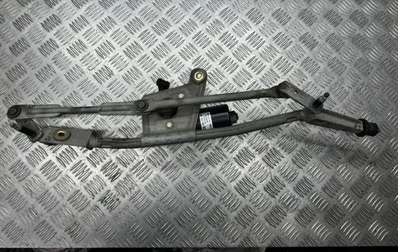 Volvo V70 Front wiper linkage and motor 09151848 51330 404775