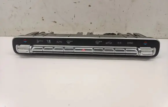 Mercedes-Benz CLA C118 X118 Climate control unit A2479056803