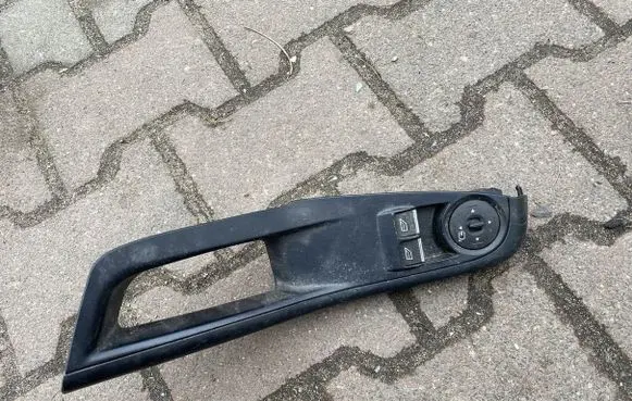 Ford Fiesta Quarter vent window switch 1111111111