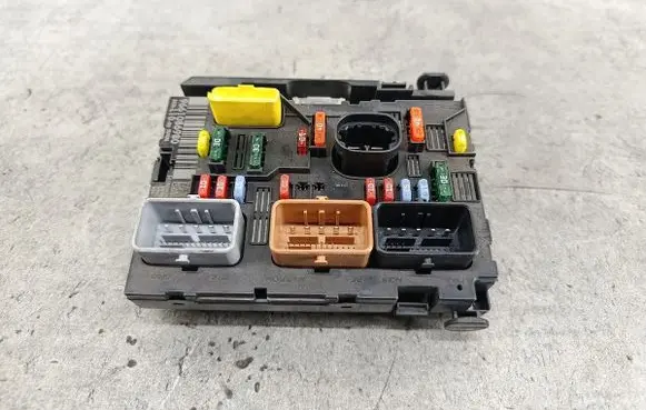 Peugeot 207 BSM Control unit