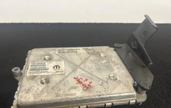 Chrysler Pacifica Engine control unit/module A2C73312900 T00EP2136CZUX9 P68243309AB
