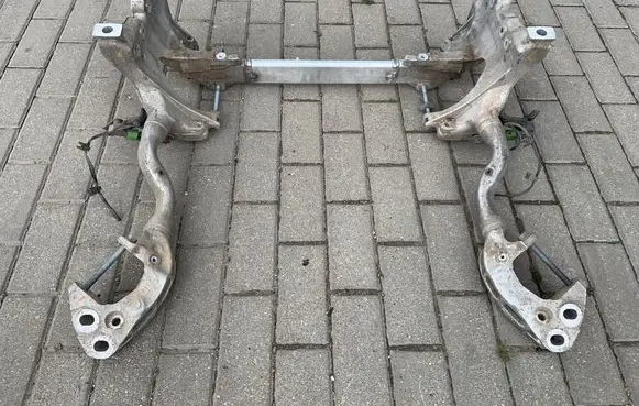 Audi Q7 4M Front subframe 4M0399315L