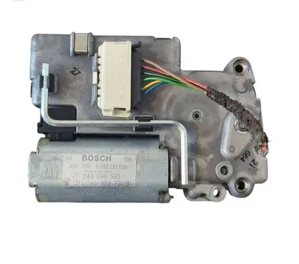 Volkswagen Golf III Sunroof motor/actuator 0390201650 3A0959731B 848696560