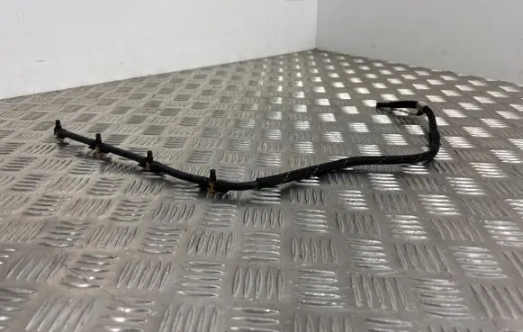 BMW 2 F46 Fuel return line/hose 858345801 0445130123