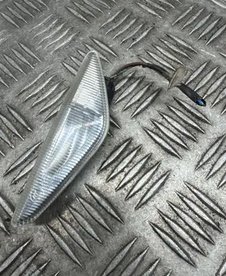 BMW X3 F25 Front fender indicator light 7267978