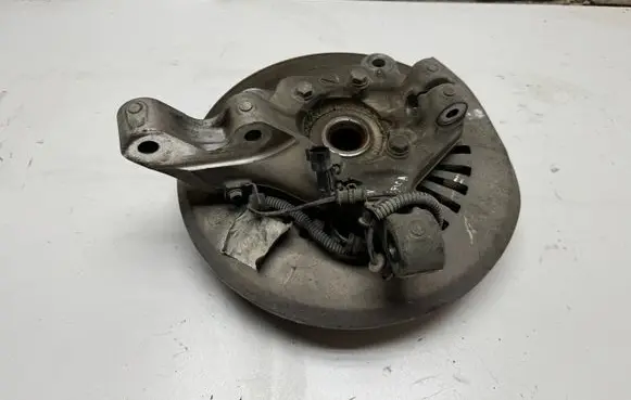 Chrysler Pacifica Front wheel hub 68189019AB