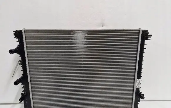 Renault Twingo III Coolant radiator 144610515R