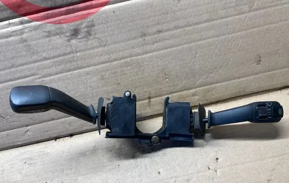 BMW 3 E46 Wiper control stalk 8352171