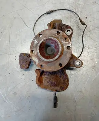 Volkswagen Crafter Front wheel hub spindle knuckle