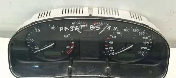 Volkswagen PASSAT B5 Speedometer (instrument cluster) 09051969906