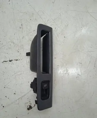Volvo V50 Rear door interior handle 8679478