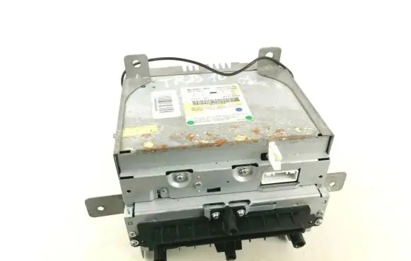 Subaru Tribeca Radio/CD/DVD/GPS head unit 86241XA00A